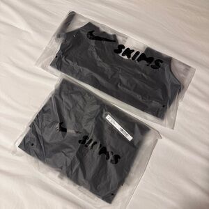 NikeSKIMS Matte Black Active Set